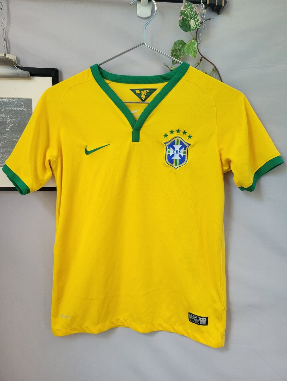 Nike Dri-Fit Brazil 2014 Home Soccer Team Jersey Shirt CBF L